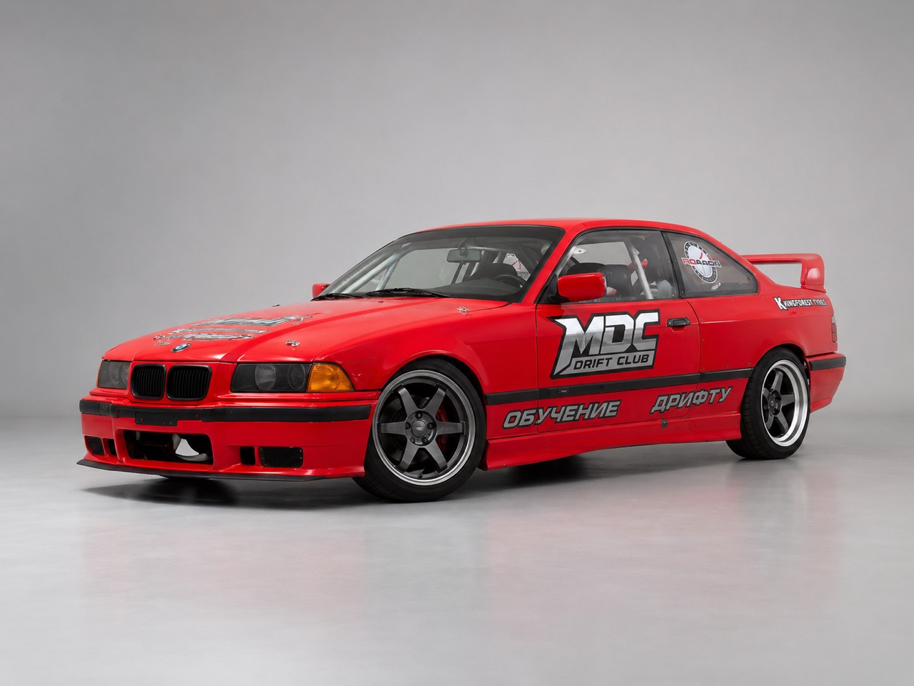 Учебная BMW E36 «Красная» в ливрее MDC Drift Club